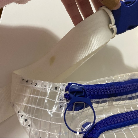 Transparent fanny pack - Picture 4 of 4